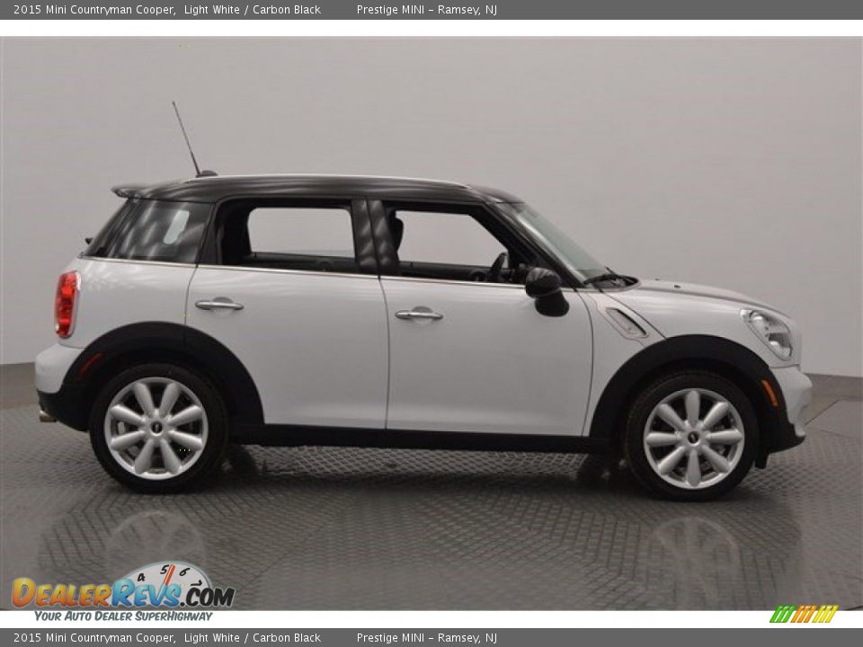 2015 Mini Countryman Cooper Light White / Carbon Black Photo #2