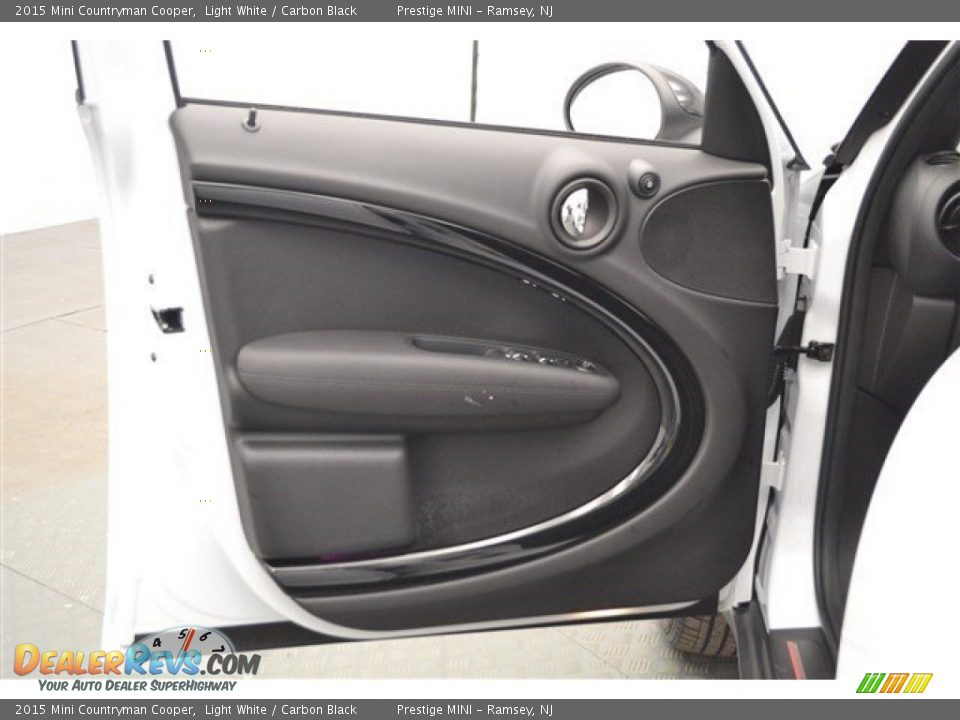 2015 Mini Countryman Cooper Light White / Carbon Black Photo #9