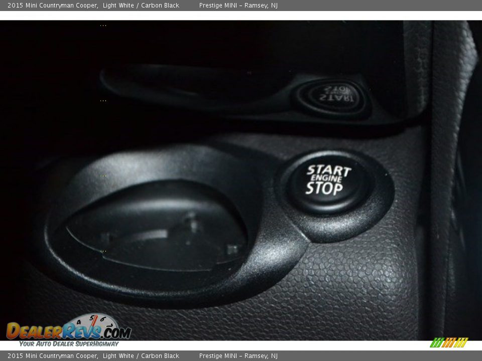 2015 Mini Countryman Cooper Light White / Carbon Black Photo #21