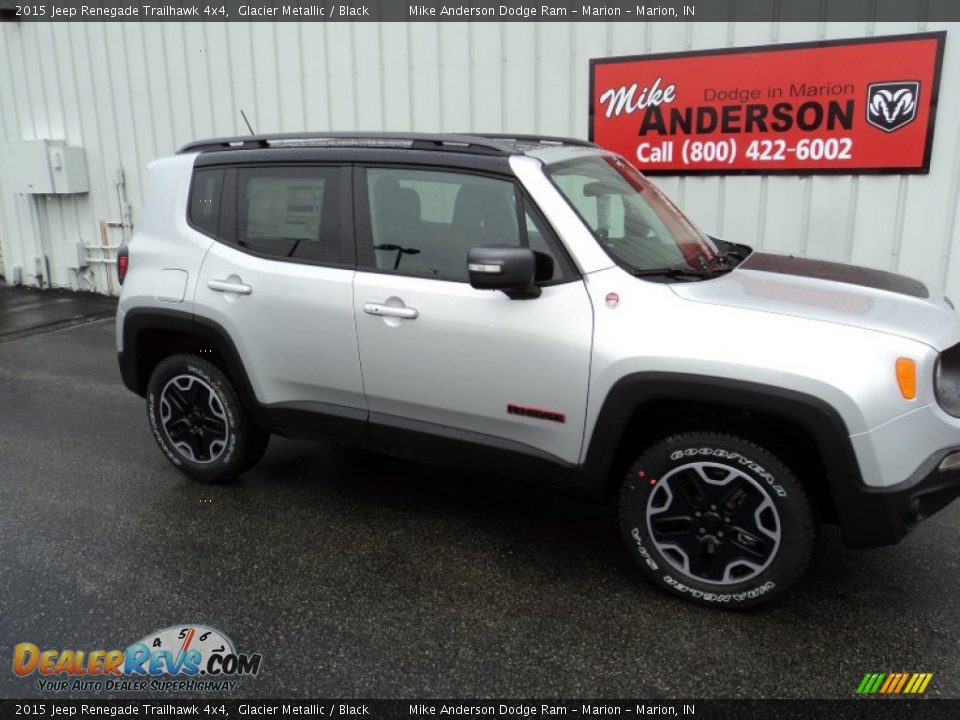 2015 Jeep Renegade Trailhawk 4x4 Glacier Metallic / Black Photo #2