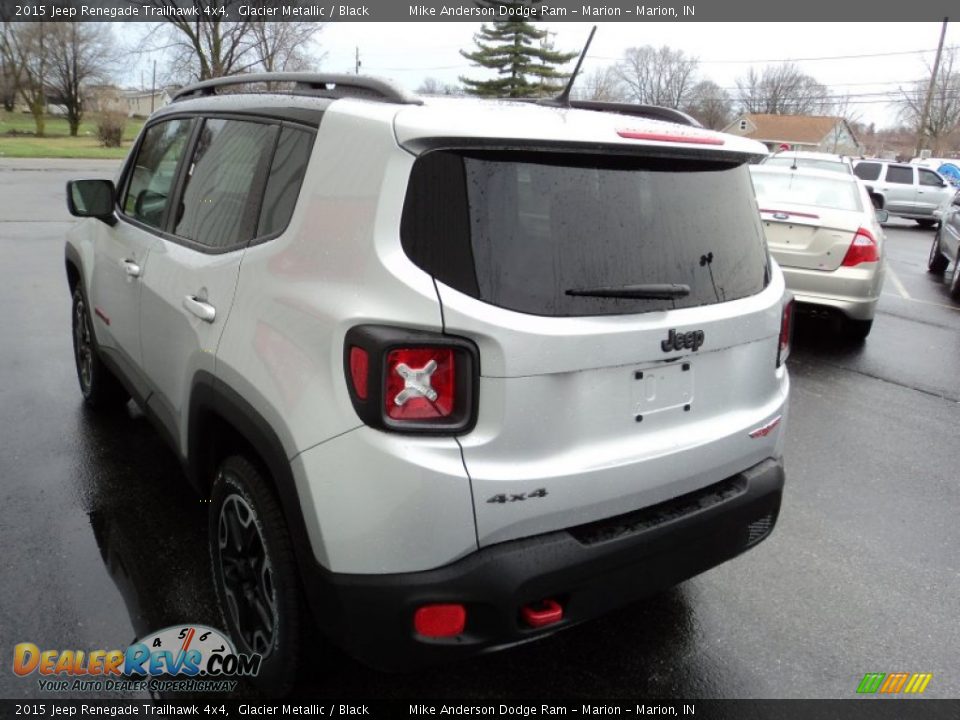 2015 Jeep Renegade Trailhawk 4x4 Glacier Metallic / Black Photo #3