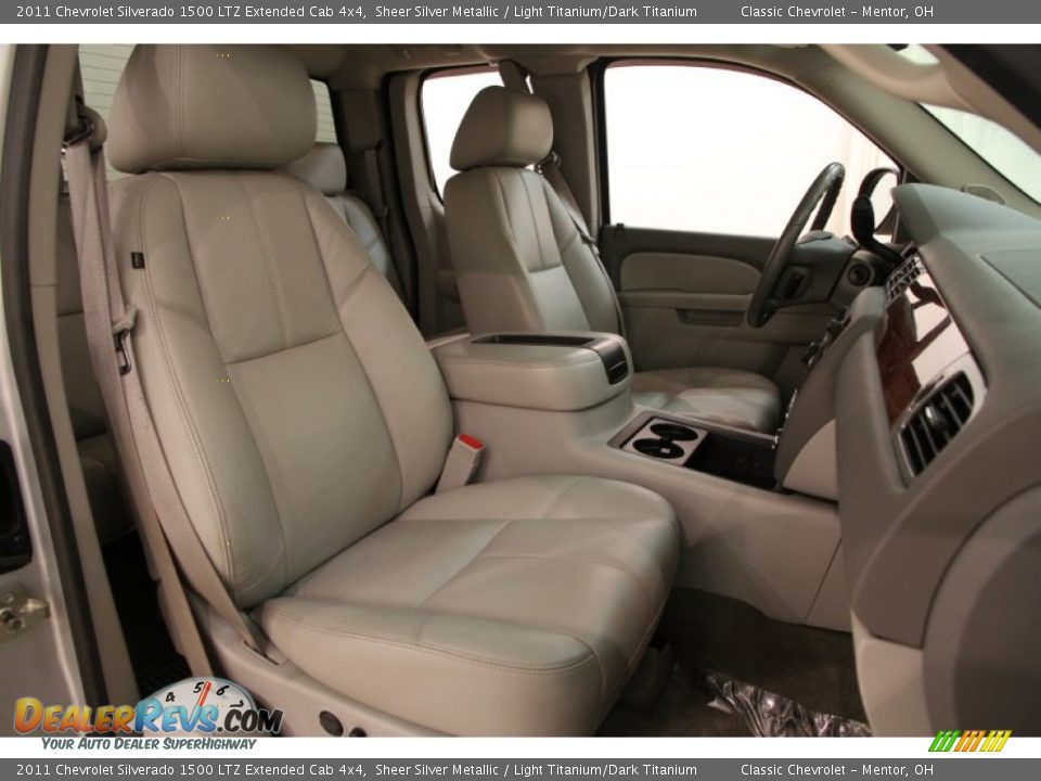 2011 Chevrolet Silverado 1500 LTZ Extended Cab 4x4 Sheer Silver Metallic / Light Titanium/Dark Titanium Photo #10