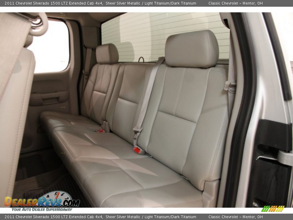 2011 Chevrolet Silverado 1500 LTZ Extended Cab 4x4 Sheer Silver Metallic / Light Titanium/Dark Titanium Photo #11