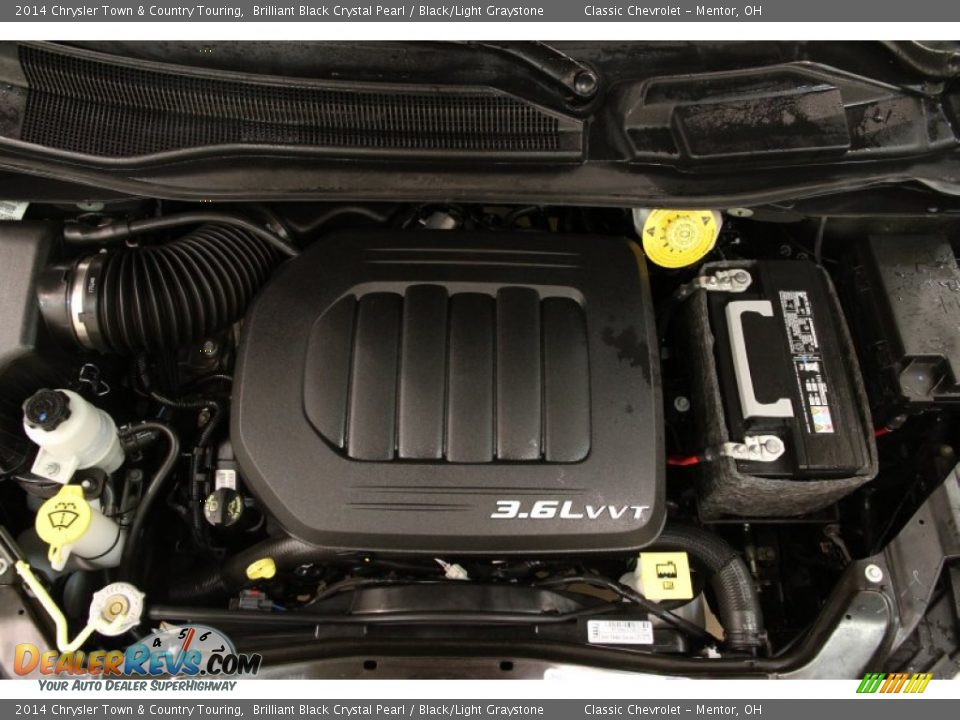 2014 Chrysler Town & Country Touring Brilliant Black Crystal Pearl / Black/Light Graystone Photo #12