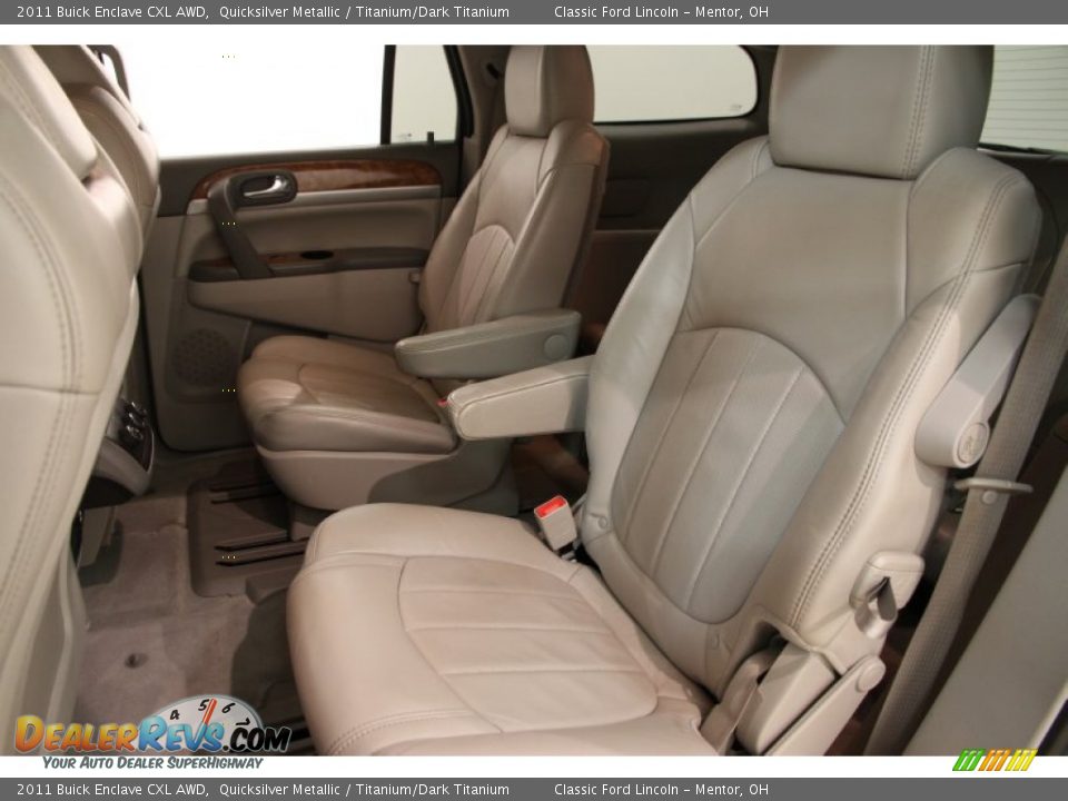 2011 Buick Enclave CXL AWD Quicksilver Metallic / Titanium/Dark Titanium Photo #10