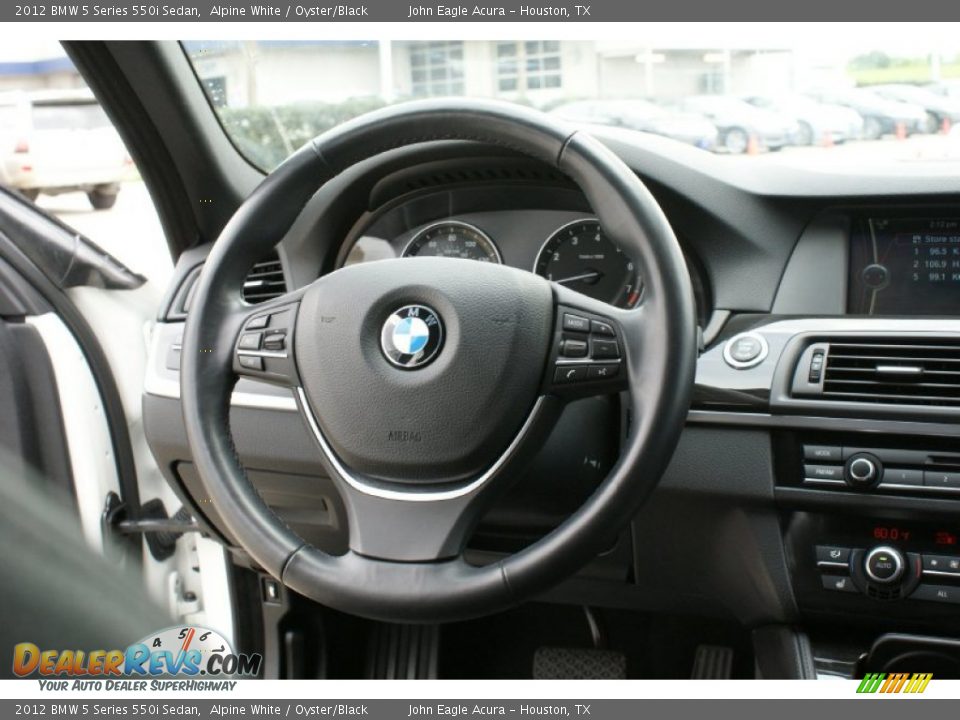 2012 BMW 5 Series 550i Sedan Alpine White / Oyster/Black Photo #31