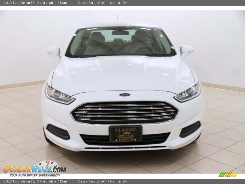 2013 Ford Fusion SE Oxford White / Dune Photo #2