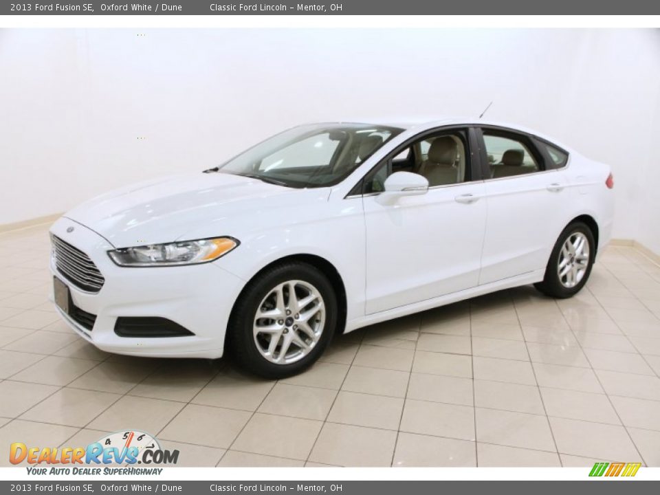 2013 Ford Fusion SE Oxford White / Dune Photo #3