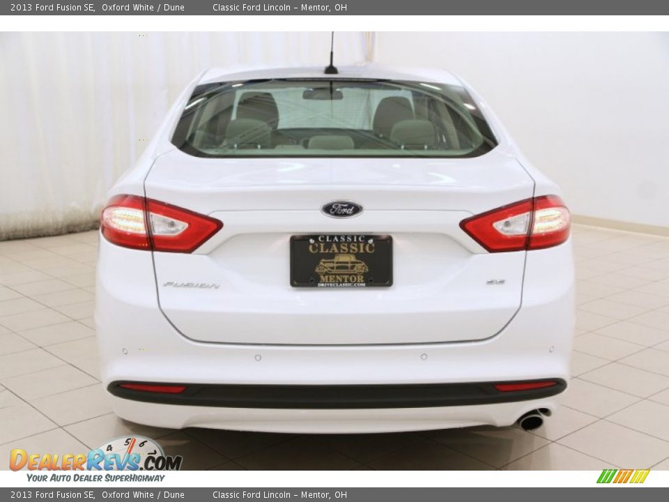 2013 Ford Fusion SE Oxford White / Dune Photo #13