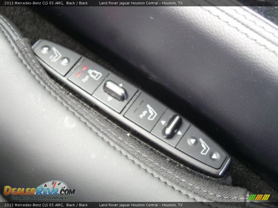 Controls of 2013 Mercedes-Benz CLS 63 AMG Photo #23
