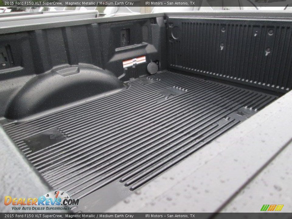 2015 Ford F150 XLT SuperCrew Magnetic Metallic / Medium Earth Gray Photo #16