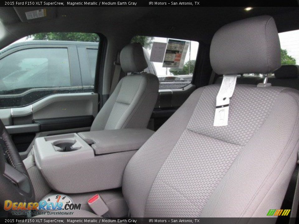 2015 Ford F150 XLT SuperCrew Magnetic Metallic / Medium Earth Gray Photo #26