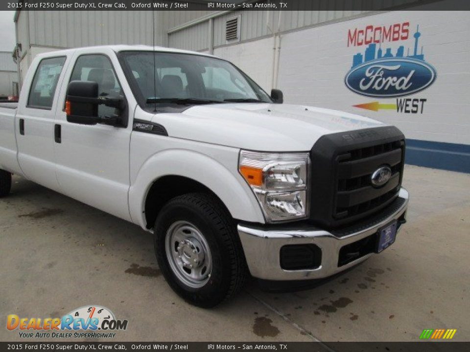 2015 Ford F250 Super Duty XL Crew Cab Oxford White / Steel Photo #2