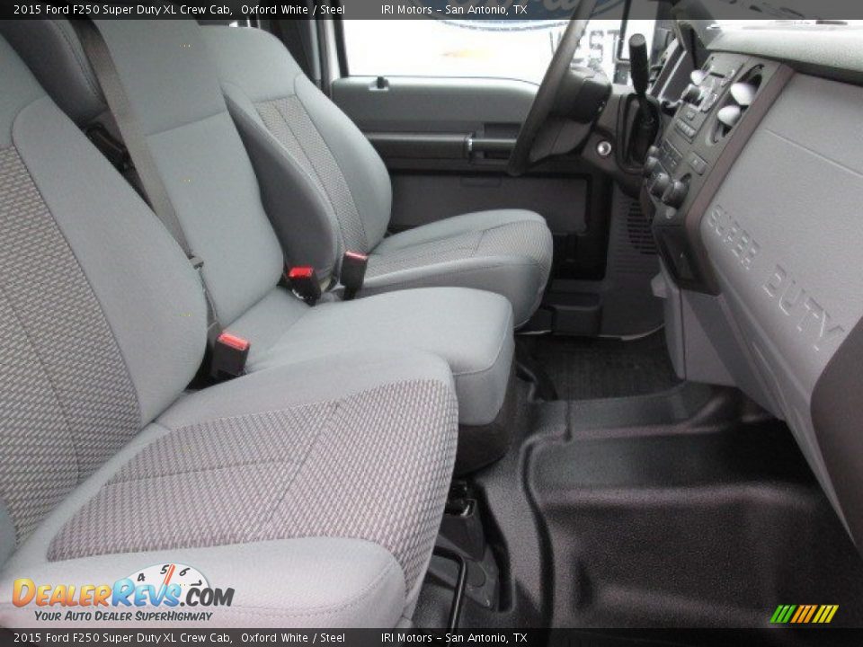 2015 Ford F250 Super Duty XL Crew Cab Oxford White / Steel Photo #23