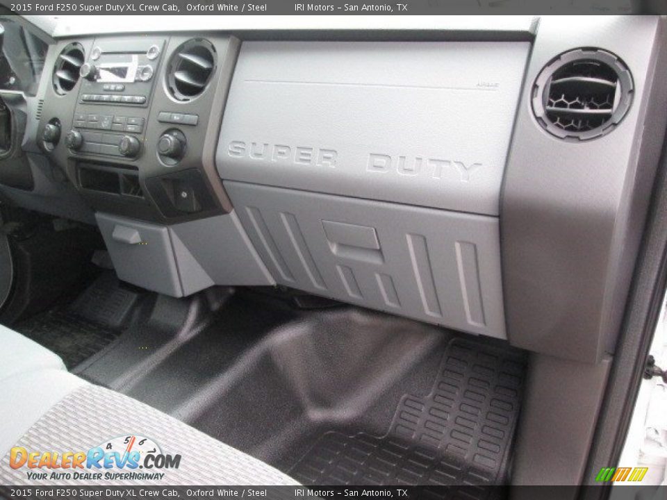2015 Ford F250 Super Duty XL Crew Cab Oxford White / Steel Photo #26