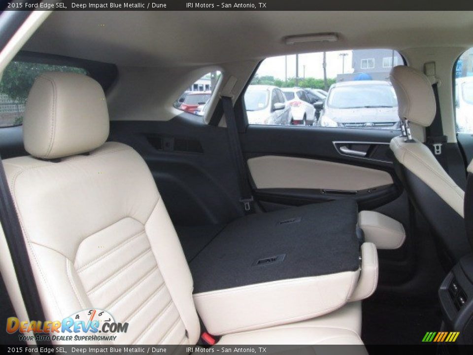 Rear Seat of 2015 Ford Edge SEL Photo #19