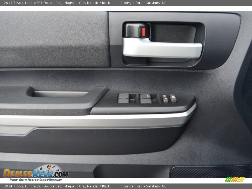 2014 Toyota Tundra SR5 Double Cab Magnetic Gray Metallic / Black Photo #4