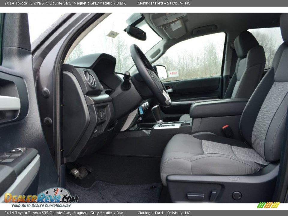 2014 Toyota Tundra SR5 Double Cab Magnetic Gray Metallic / Black Photo #5