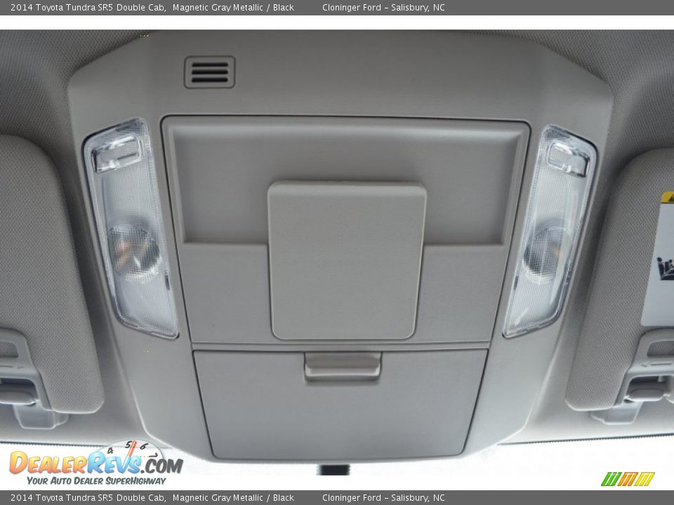 2014 Toyota Tundra SR5 Double Cab Magnetic Gray Metallic / Black Photo #20