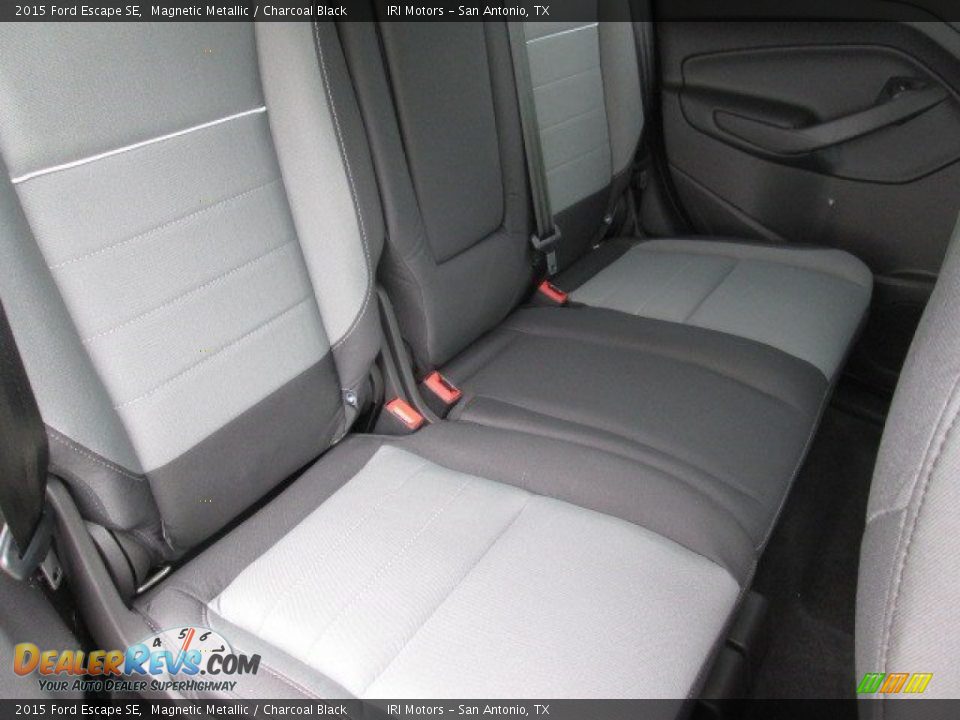 2015 Ford Escape SE Magnetic Metallic / Charcoal Black Photo #13