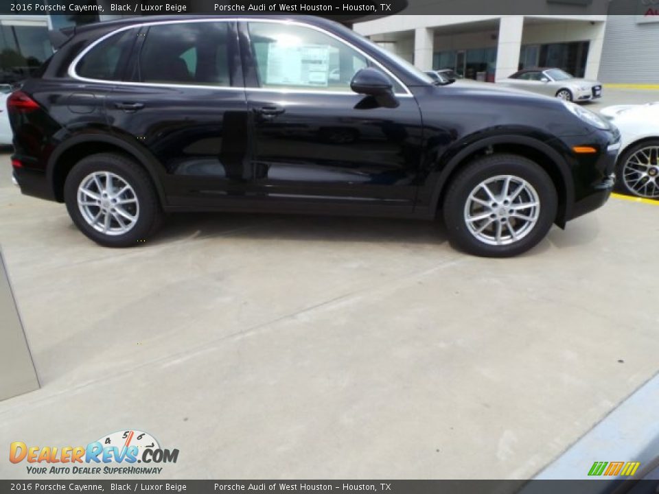 2016 Porsche Cayenne Black / Luxor Beige Photo #8