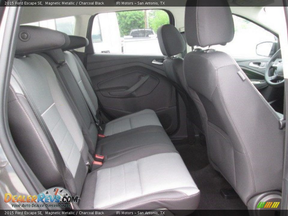 2015 Ford Escape SE Magnetic Metallic / Charcoal Black Photo #14