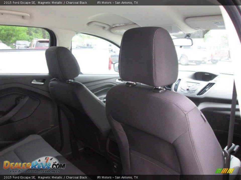 2015 Ford Escape SE Magnetic Metallic / Charcoal Black Photo #16