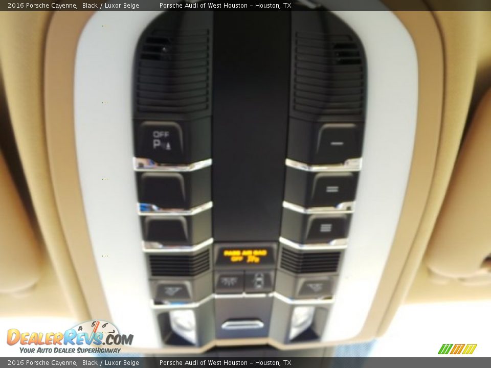 2016 Porsche Cayenne Black / Luxor Beige Photo #17
