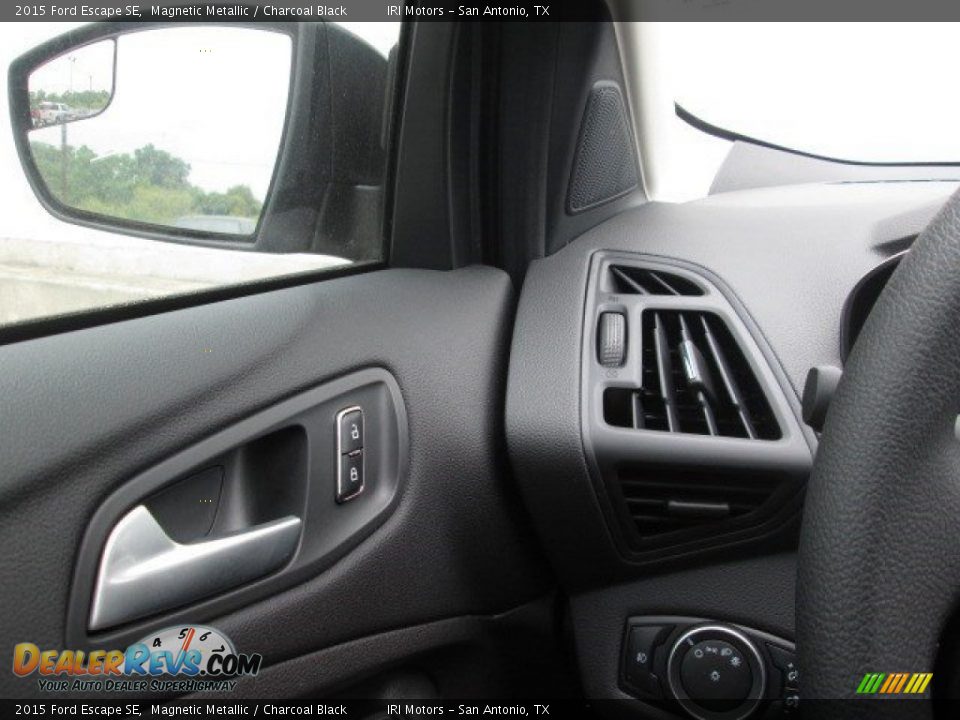 2015 Ford Escape SE Magnetic Metallic / Charcoal Black Photo #23