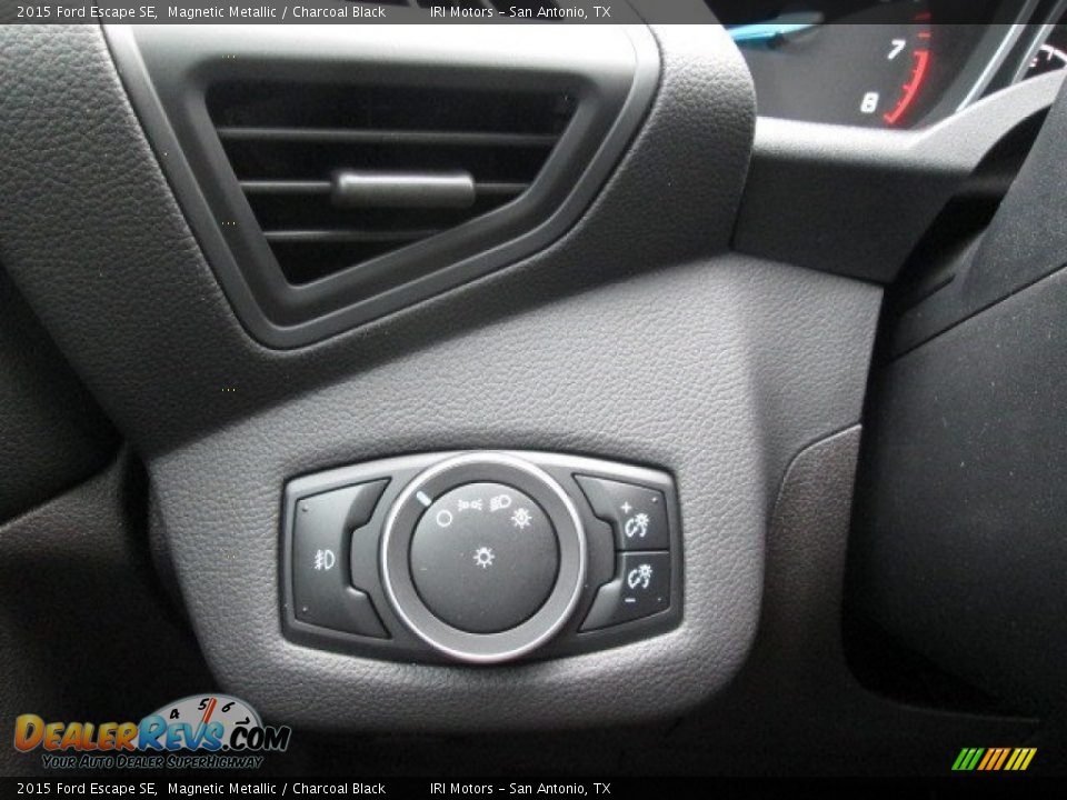 2015 Ford Escape SE Magnetic Metallic / Charcoal Black Photo #26