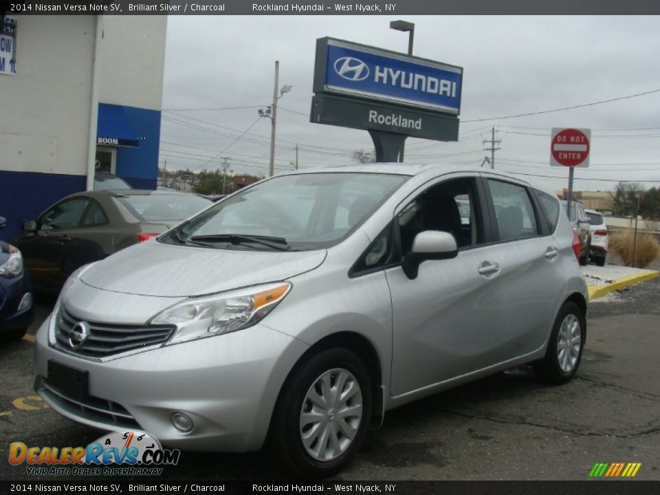 2014 Nissan Versa Note SV Brilliant Silver / Charcoal Photo #1