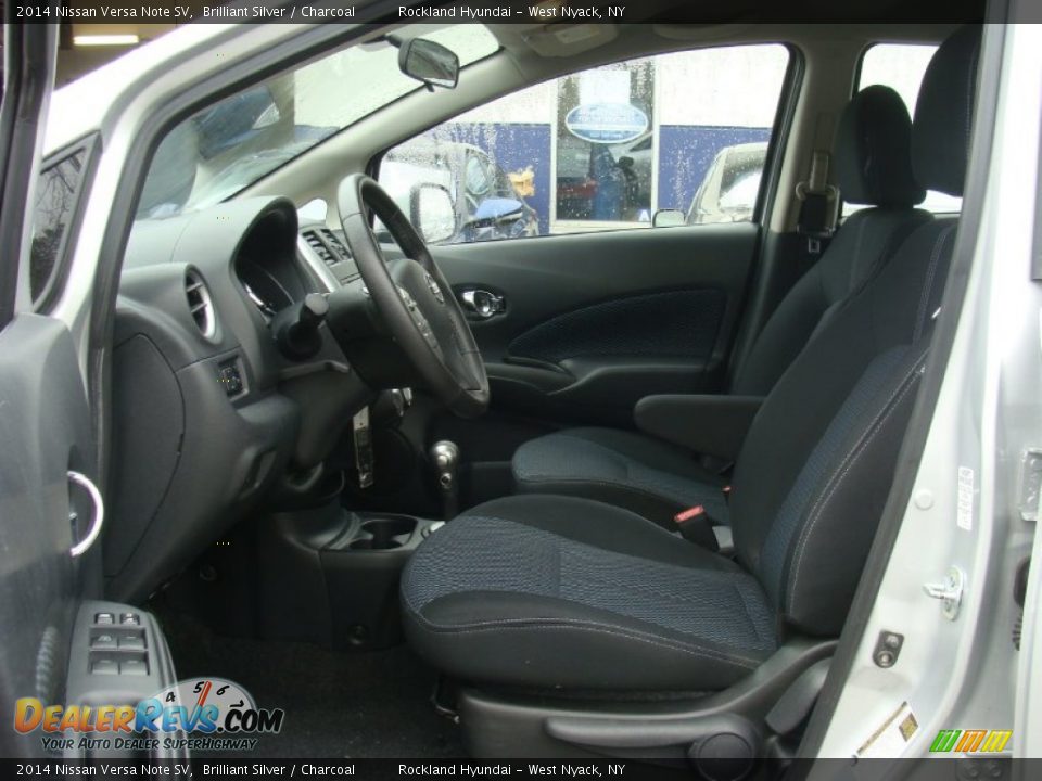 2014 Nissan Versa Note SV Brilliant Silver / Charcoal Photo #10