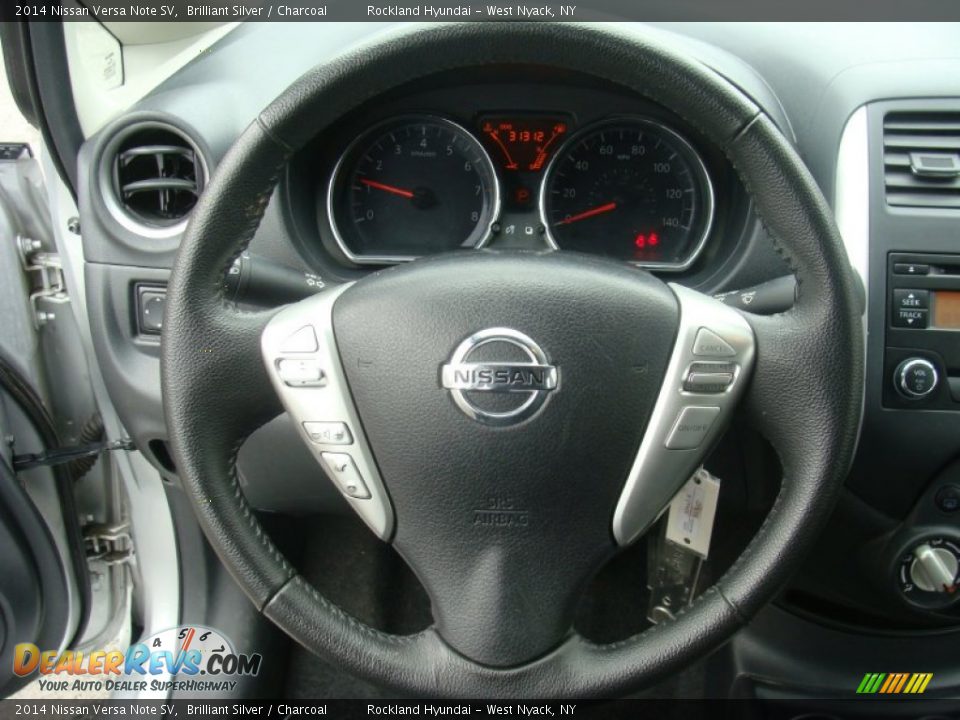 2014 Nissan Versa Note SV Brilliant Silver / Charcoal Photo #13
