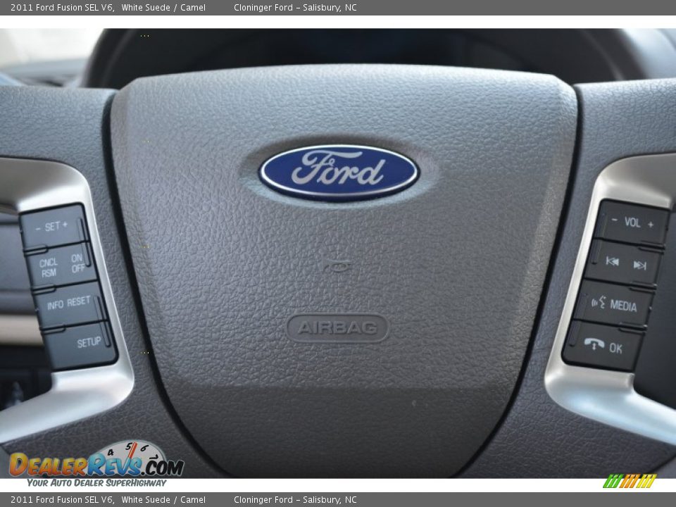 2011 Ford Fusion SEL V6 White Suede / Camel Photo #25