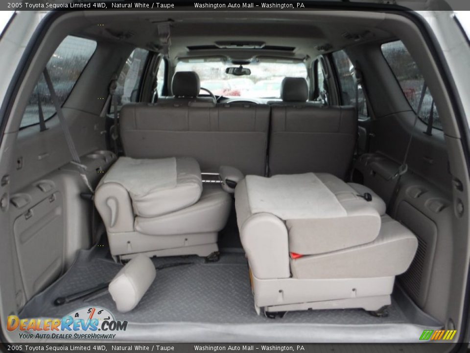 2005 Toyota Sequoia Limited 4WD Natural White / Taupe Photo #22