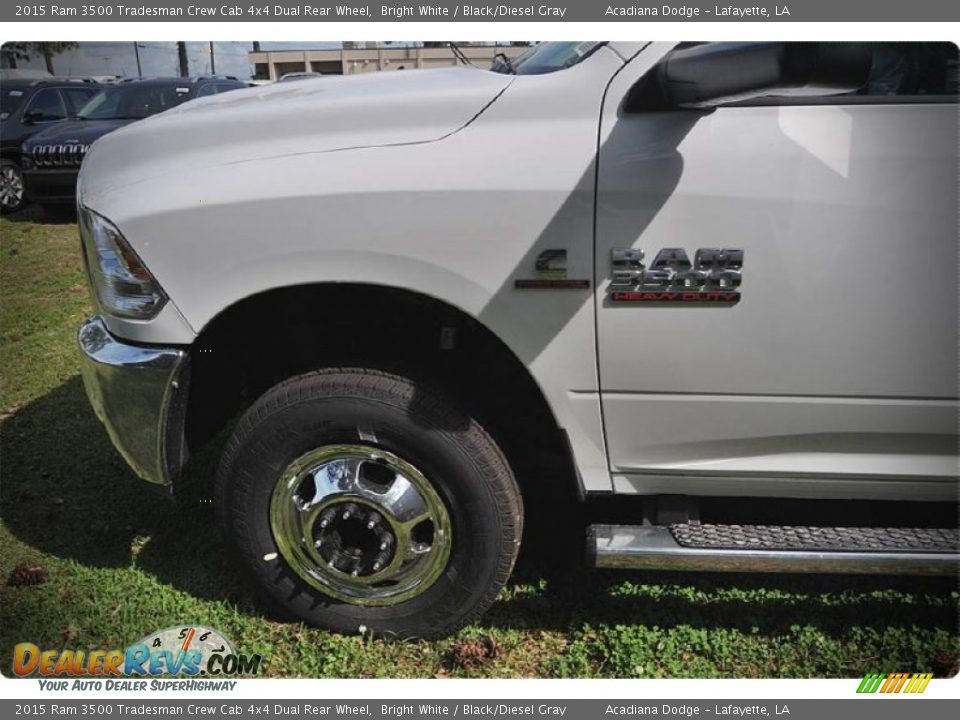 2015 Ram 3500 Tradesman Crew Cab 4x4 Dual Rear Wheel Bright White / Black/Diesel Gray Photo #2