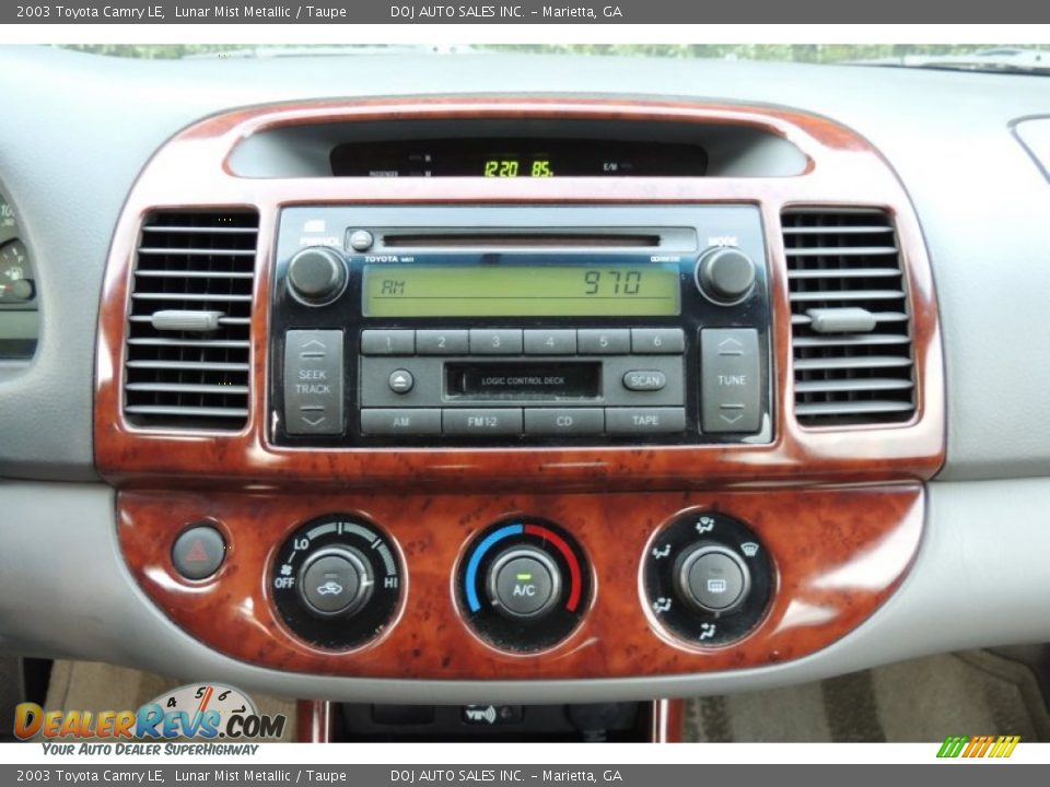 2003 Toyota Camry LE Lunar Mist Metallic / Taupe Photo #13