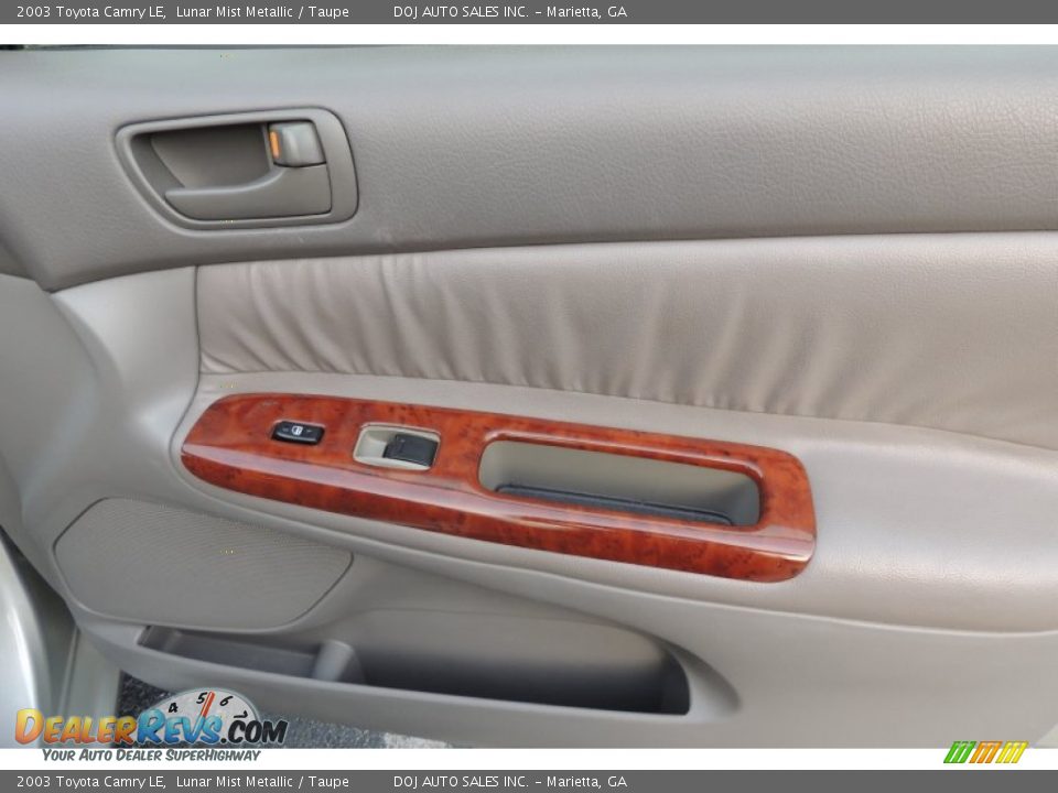 2003 Toyota Camry LE Lunar Mist Metallic / Taupe Photo #23