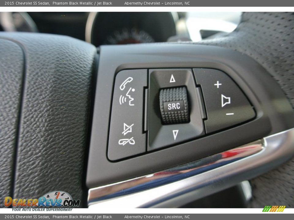 Controls of 2015 Chevrolet SS Sedan Photo #16