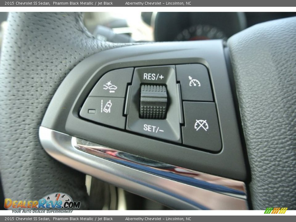 Controls of 2015 Chevrolet SS Sedan Photo #17