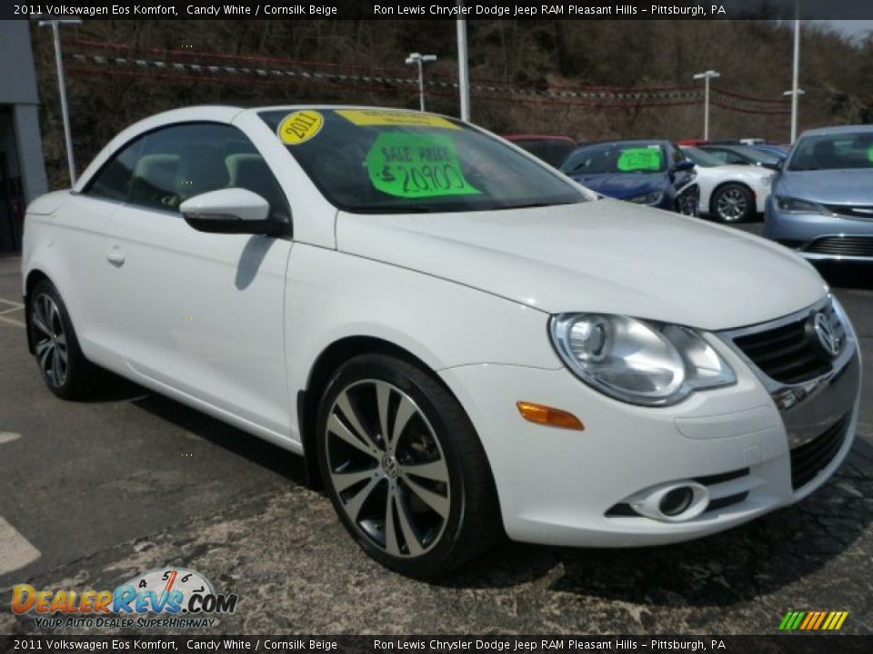 2011 Volkswagen Eos Komfort Candy White / Cornsilk Beige Photo #5