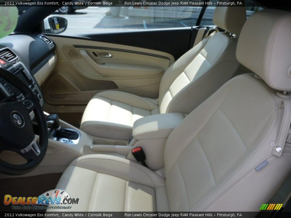 2011 Volkswagen Eos Komfort Candy White / Cornsilk Beige Photo #8