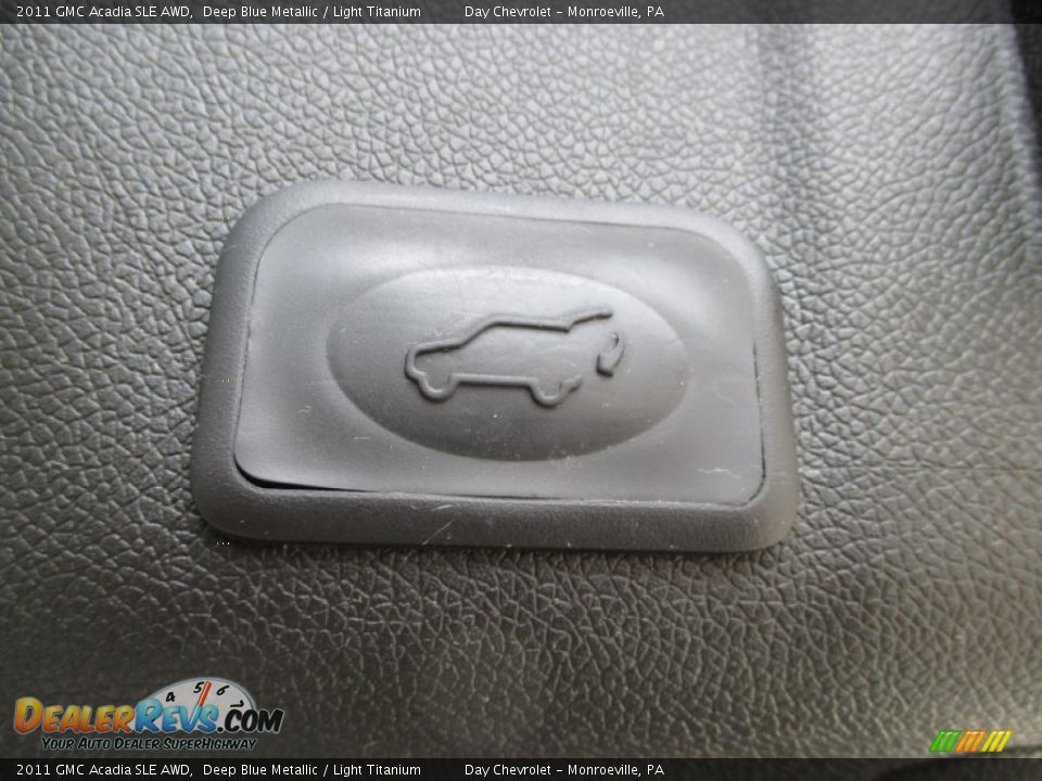 2011 GMC Acadia SLE AWD Deep Blue Metallic / Light Titanium Photo #16