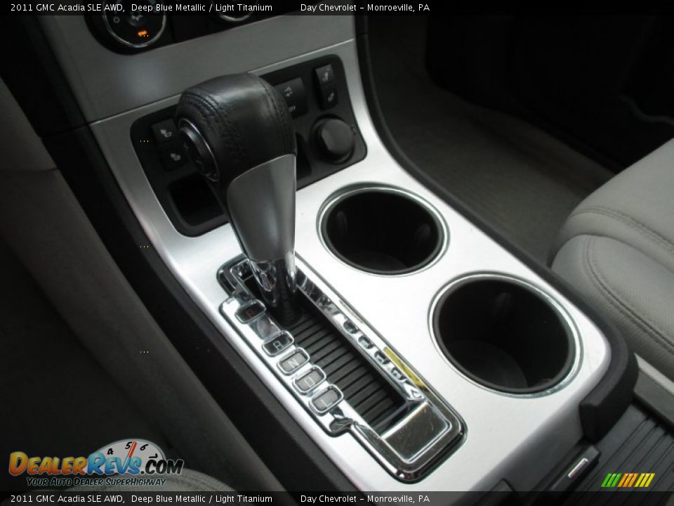 2011 GMC Acadia SLE AWD Shifter Photo #27