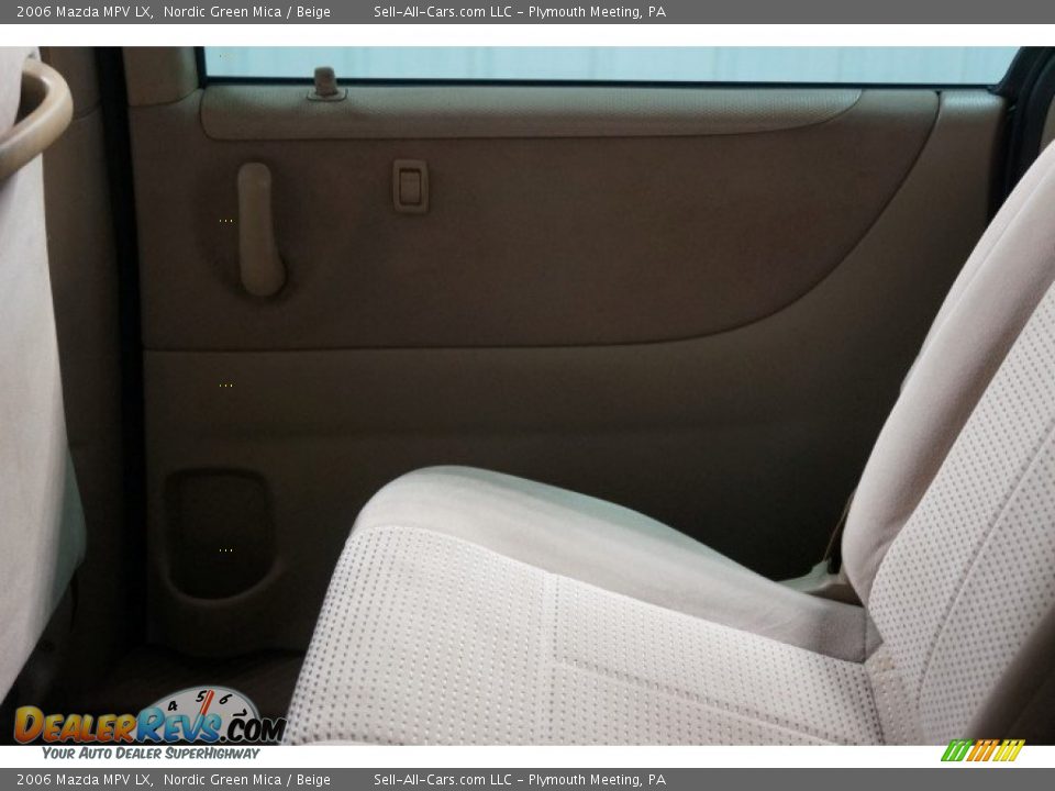 2006 Mazda MPV LX Nordic Green Mica / Beige Photo #15