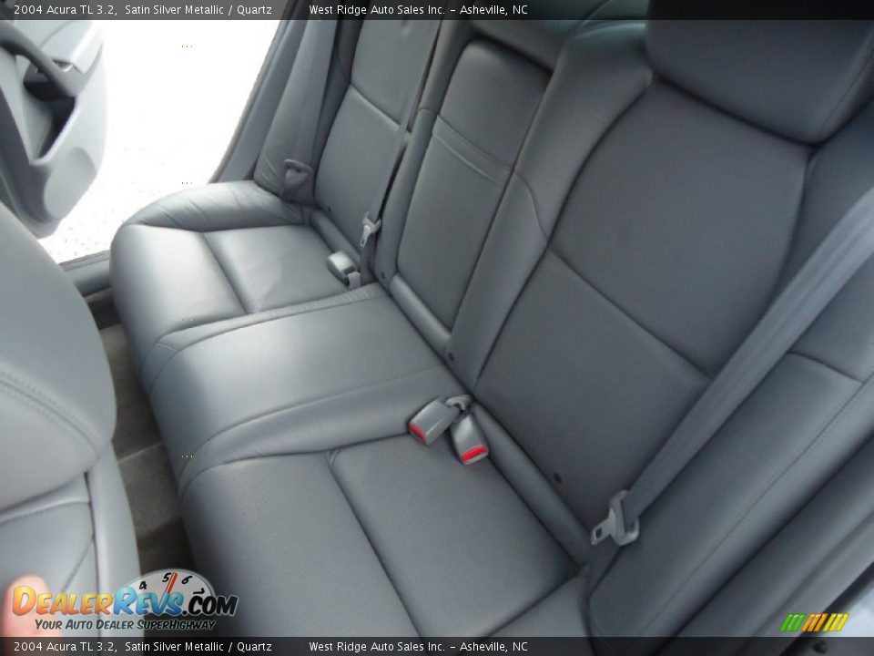 2004 Acura TL 3.2 Satin Silver Metallic / Quartz Photo #31