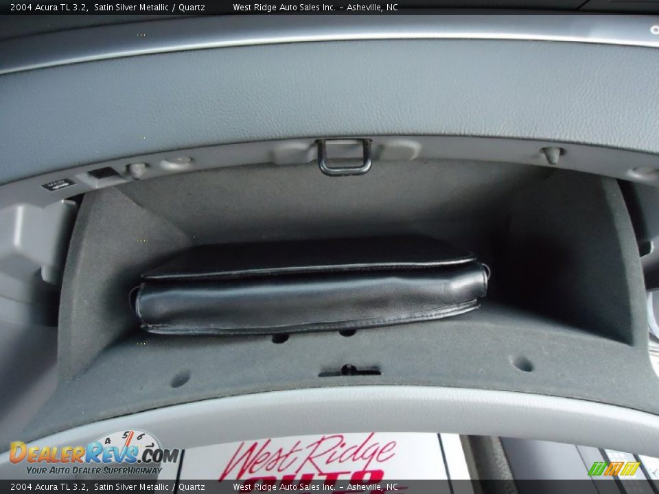 2004 Acura TL 3.2 Satin Silver Metallic / Quartz Photo #35