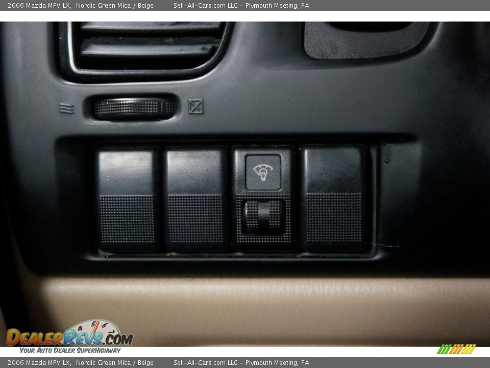2006 Mazda MPV LX Nordic Green Mica / Beige Photo #23