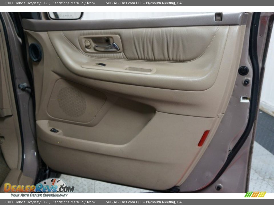 Door Panel of 2003 Honda Odyssey EX-L Photo #17