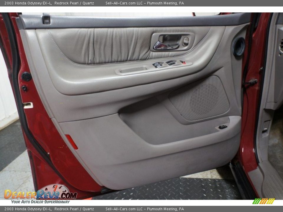 Door Panel of 2003 Honda Odyssey EX-L Photo #12